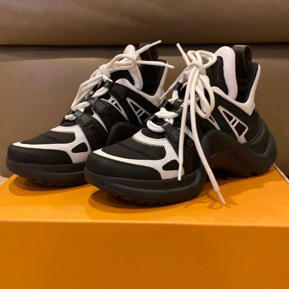 Louis Vuitton arch light sneakers